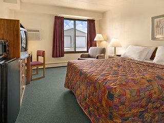 Фото отеля Days Inn by Wyndham Sioux Falls