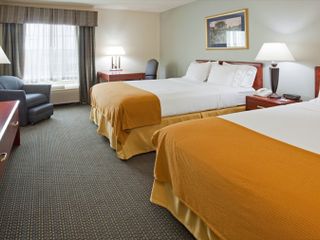 Фото отеля Holiday Inn Express Hotel & Suites Sioux Falls At Empire Mall, an IHG 