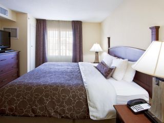 Hotel pic Staybridge Suites Fort Wayne, an IHG Hotel