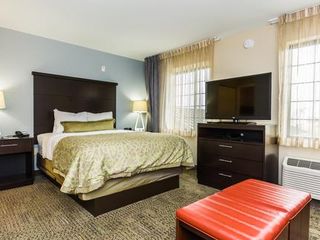 Hotel pic Staybridge Suites Grand Forks