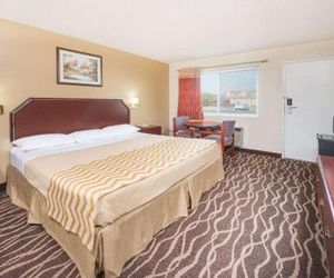 Travelodge by Wyndham Terre Haute Terre Haute United States