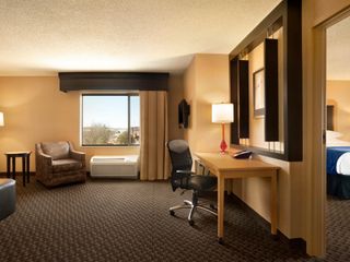 Фото отеля DoubleTree by Hilton Hotel Oklahoma City Airport