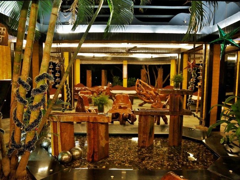 Hotel Photo 6