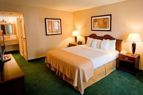 Photo of Holiday Inn Arlington at Ballston, an IHG Hotel
