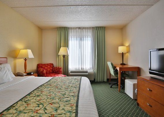 Best Western Plus Bowling Green