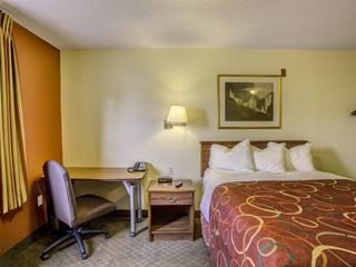 Фото отеля InTown Suites Extended Stay Clarksville
