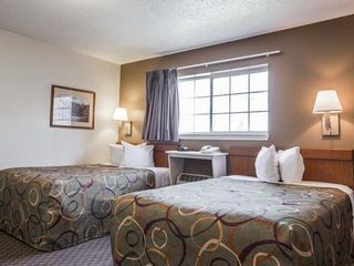 Hotel pic HomeTowne Studios & Suites by Red Roof Charlotte - Concord