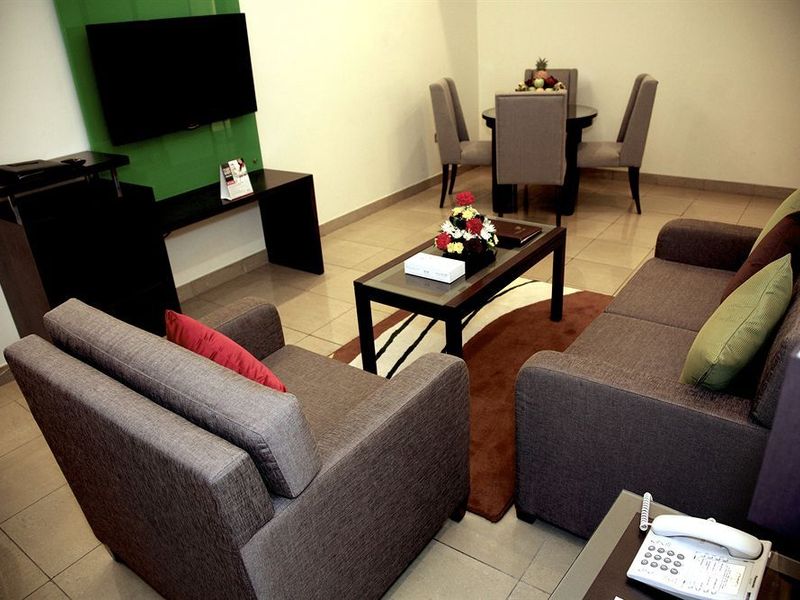Hotel Photo 4