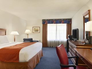 Фото отеля Country Inn & Suites by Radisson, Fredericksburg South (I-95), VA