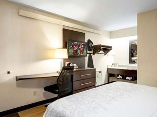 Hotel pic Red Roof Inn PLUS+ Baltimore-Washington DC/BWI Airport