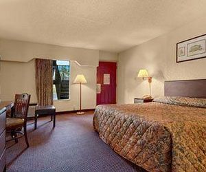 Rodeway Inn & Suites Marietta United States