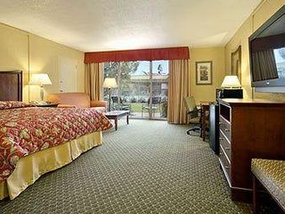 Hotel pic Ramada by Wyndham Metairie New Orleans Airport