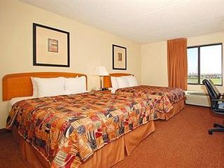 Hotel pic Sleep Inn & Suites Metairie