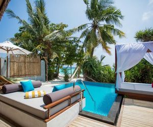 Furaveri Island Resort & Spa Meedhupparu Maldives