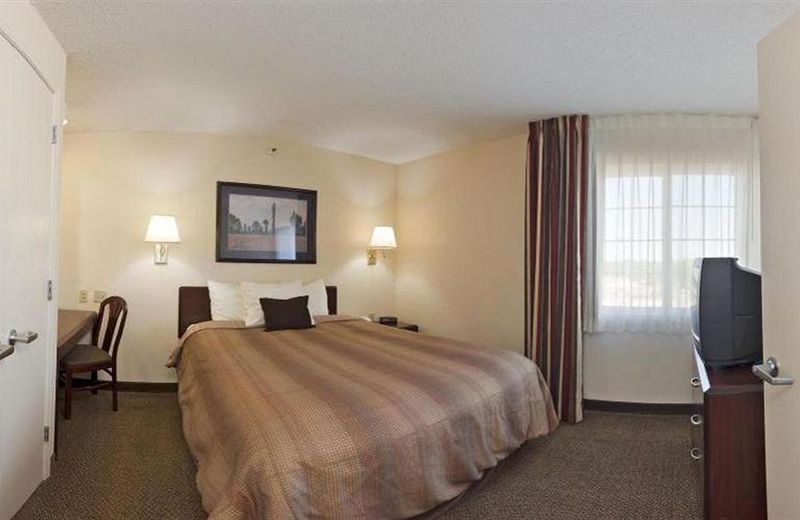 Sonesta Simply Suites Kansas City Overland Park