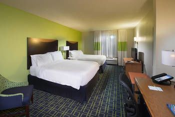 Fairfield Inn & Suites by Marriott Charleston Airport/Convention Center