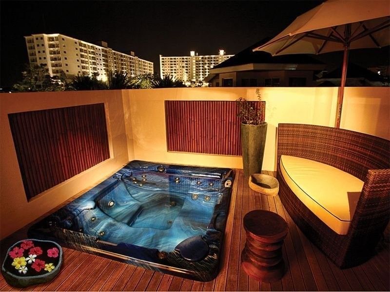 Hotel Photo 8