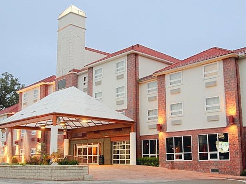Hotel Photo 1
