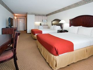 Фото отеля Holiday Inn Express Boulder, an IHG Hotel