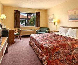 Days Inn & Suites by Wyndham Davenport East Davenport United States