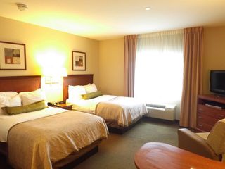 Фото отеля Candlewood Suites Warner Robins, an IHG Hotel