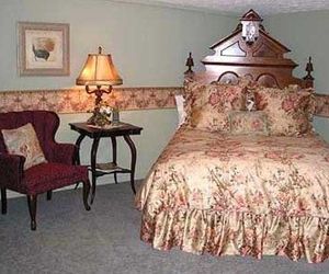 RED BUD MANOR - BED AND BREAKFAST Eureka Springs United States