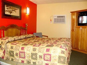 Photo of Coronada Inn & Suites