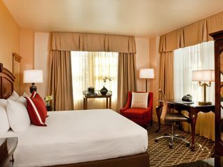 Hotel pic Hotel Roanoke & Conference Center, Curio Collection by Hilton