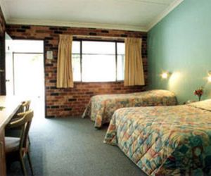 Bay Hotel Motel Cams Wharf Australia
