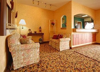 Photo of Econo Lodge Inn & Suites Omaha - La Vista/Gretna Area
