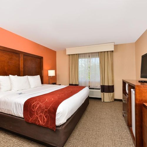 Photo of Comfort Suites Omaha