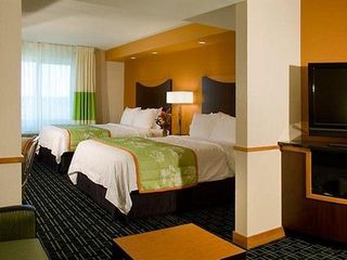 Hotel pic Fairfield Inn & Suites by Marriott Omaha Downtown