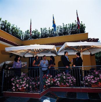 Hotel Photo 12