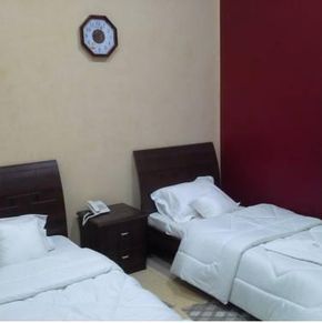 NearBy Hotel