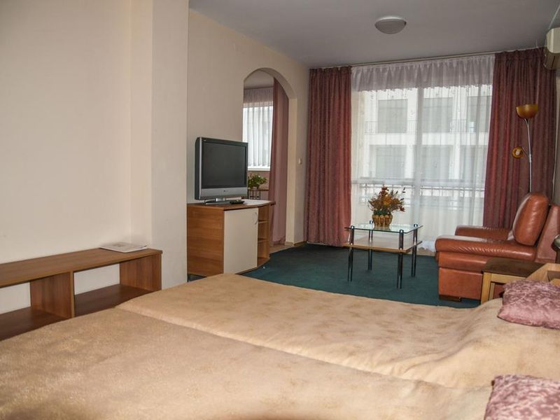 Hotel Photo 7