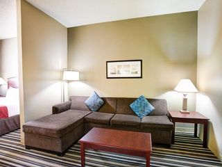Фото отеля Comfort Suites Waco North - Near University Area