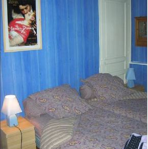 NearBy Hotel
