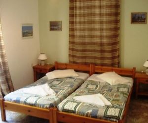 Pension Lagoudera Naxos Town Greece