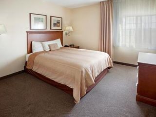 Фото отеля Candlewood Suites Corpus Christi-SPID, an IHG Hotel