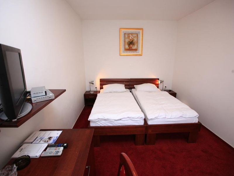 Hotel Photo 8