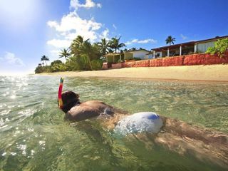 Фото отеля Take-A-Break Islander on the Beach Villa - Vaimaanga