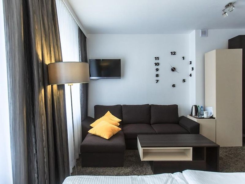 Hotel Photo 8
