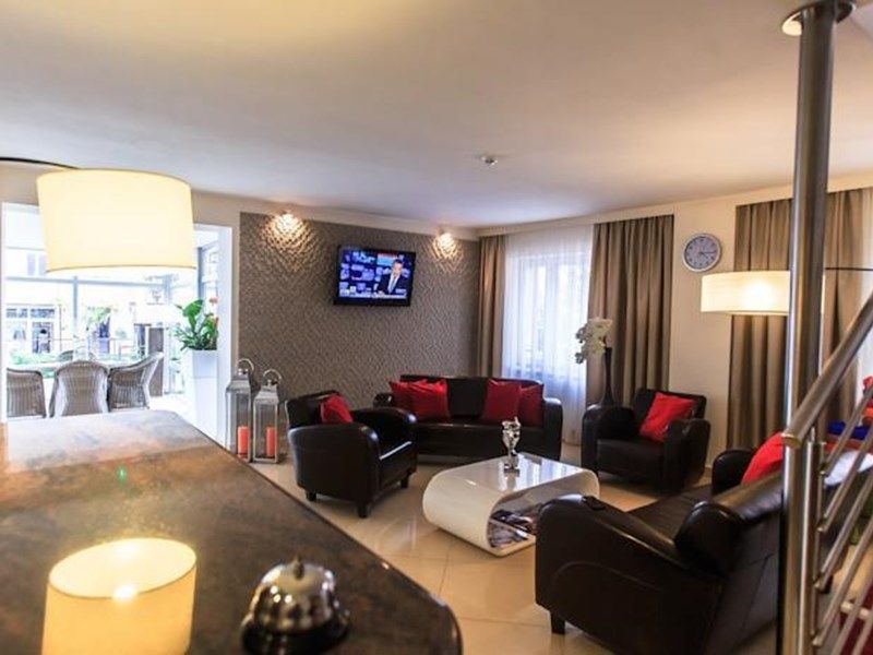 Hotel Photo 9