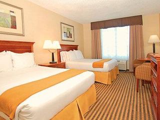 Фото отеля Holiday Inn Express Hotel & Suites Kalamazoo