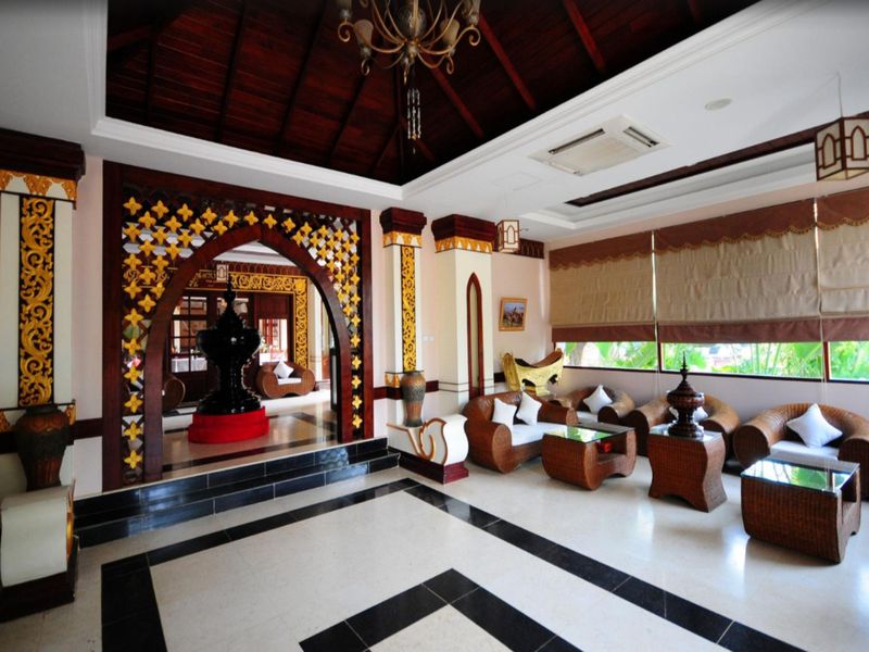 Hotel Photo 8
