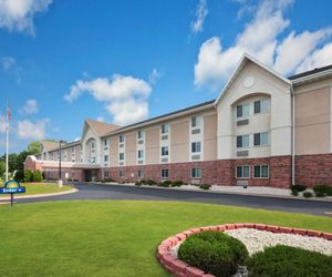 Days Inn & Suites by Wyndham Green Bay WI Green Bay United States