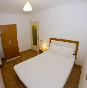 NearBy Hotel