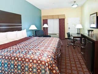 Hotel pic Executive Inn and Suites Tyler