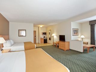 Фото отеля Holiday Inn Express Hotel & Suites Lincoln South, an IHG Hotel