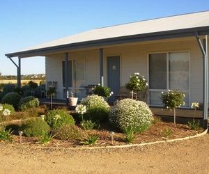 Linger Longer Accommodation Port Elliot Australia